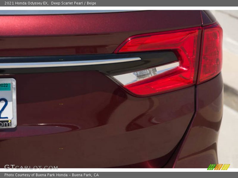 Deep Scarlet Pearl / Beige 2021 Honda Odyssey EX