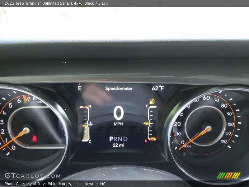  2022 Wrangler Unlimited Sahara 4x4 Sahara 4x4 Gauges