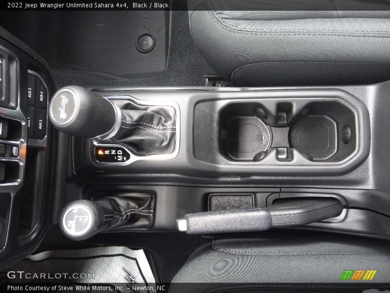 2022 Wrangler Unlimited Sahara 4x4 8 Speed Automatic Shifter
