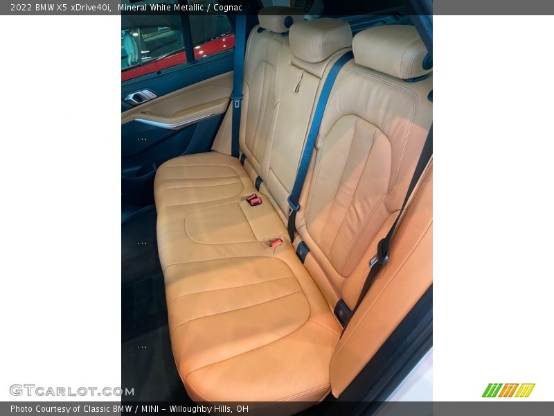Mineral White Metallic / Cognac 2022 BMW X5 xDrive40i