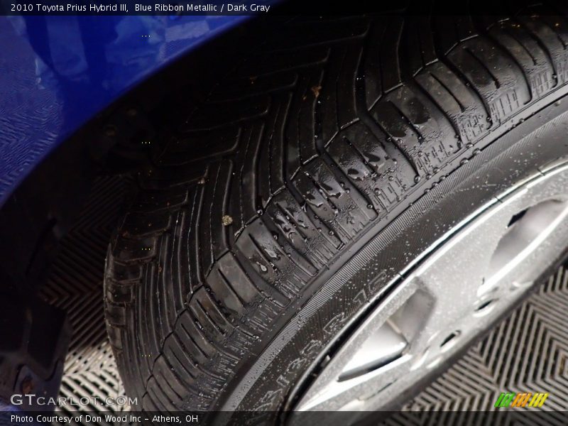 Blue Ribbon Metallic / Dark Gray 2010 Toyota Prius Hybrid III