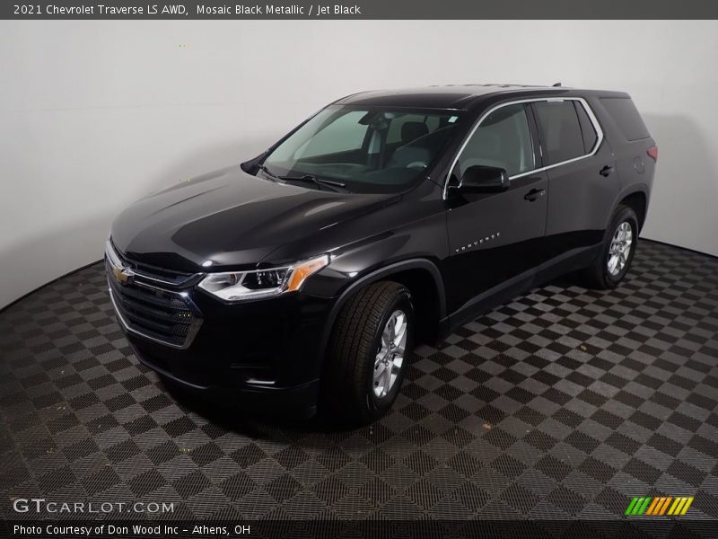 Mosaic Black Metallic / Jet Black 2021 Chevrolet Traverse LS AWD