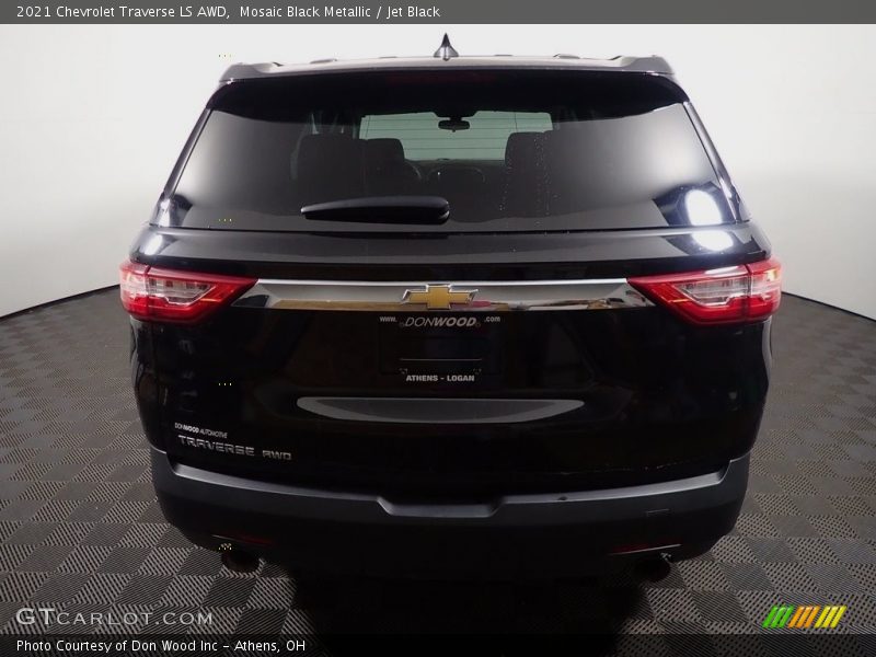 Mosaic Black Metallic / Jet Black 2021 Chevrolet Traverse LS AWD