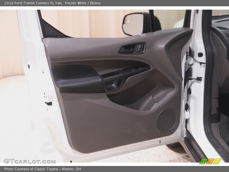 Frozen White / Ebony 2019 Ford Transit Connect XL Van