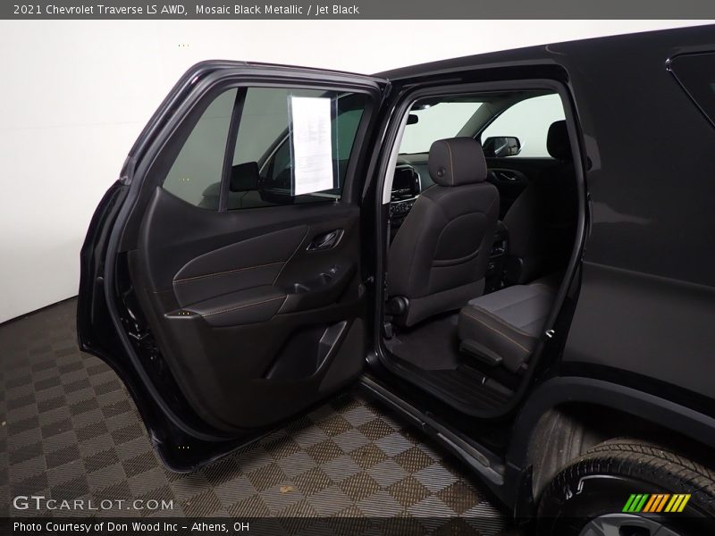 Mosaic Black Metallic / Jet Black 2021 Chevrolet Traverse LS AWD