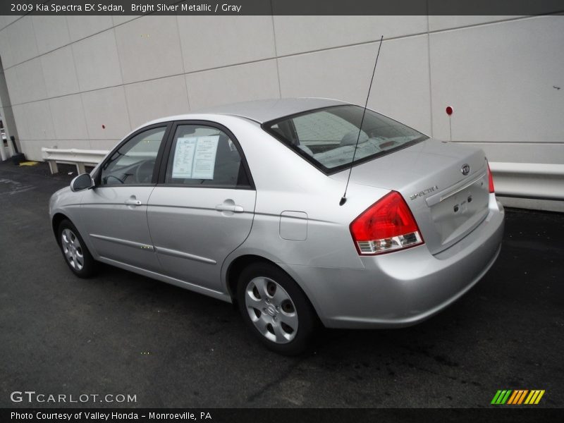 Bright Silver Metallic / Gray 2009 Kia Spectra EX Sedan