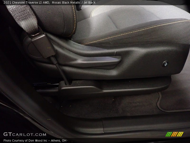 Mosaic Black Metallic / Jet Black 2021 Chevrolet Traverse LS AWD