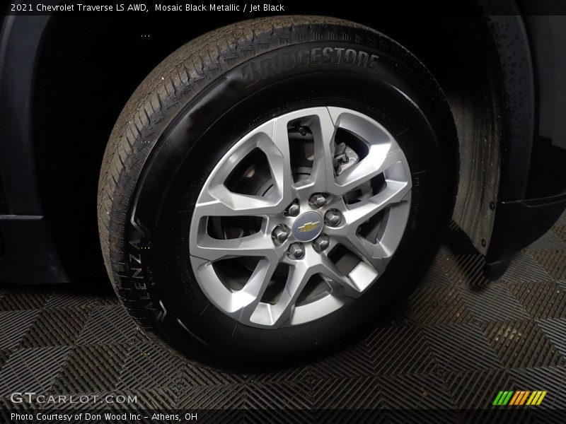 Mosaic Black Metallic / Jet Black 2021 Chevrolet Traverse LS AWD