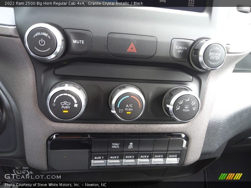 Controls of 2022 2500 Big Horn Regular Cab 4x4