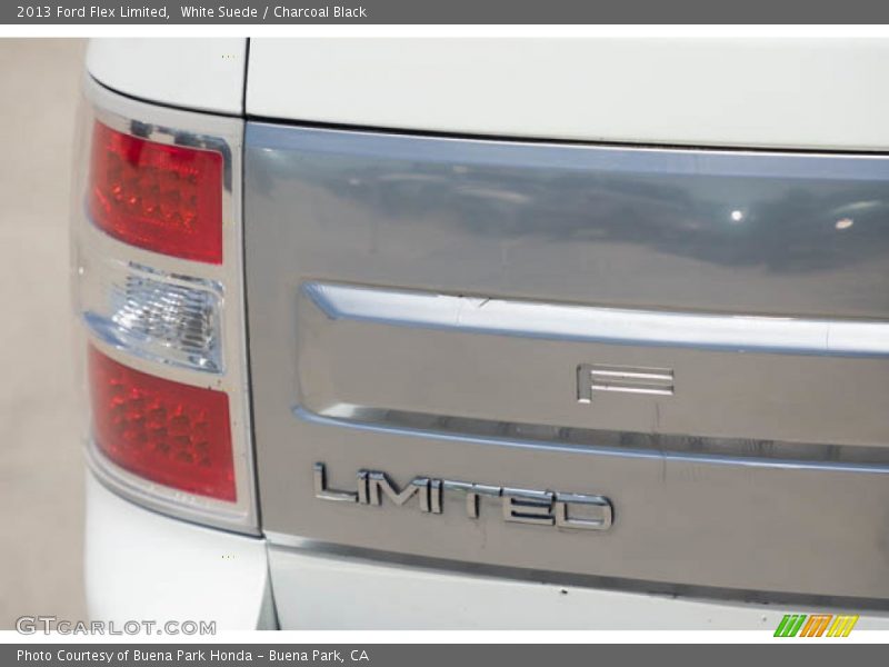 White Suede / Charcoal Black 2013 Ford Flex Limited