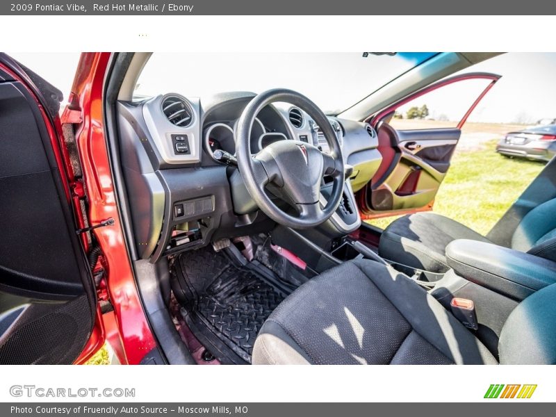 Red Hot Metallic / Ebony 2009 Pontiac Vibe