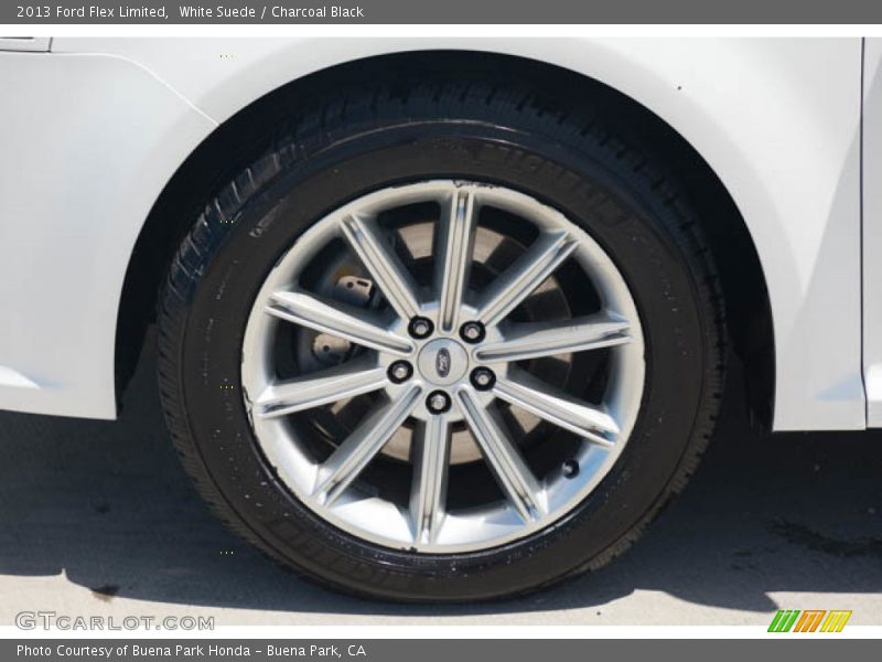 White Suede / Charcoal Black 2013 Ford Flex Limited