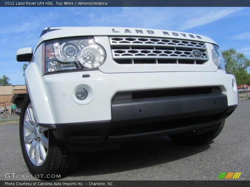 Fuji White / Almond/Arabica 2012 Land Rover LR4 HSE