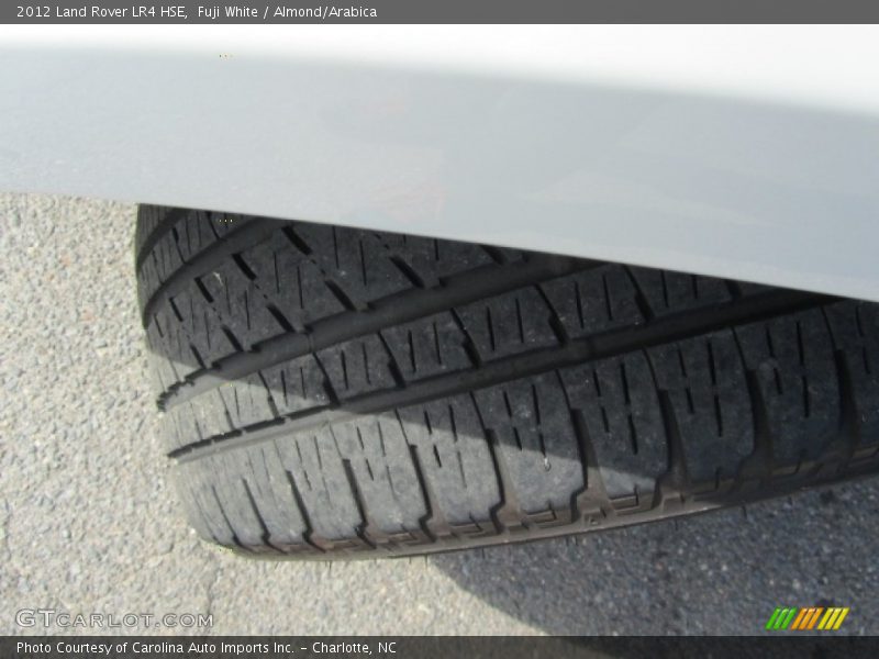Fuji White / Almond/Arabica 2012 Land Rover LR4 HSE