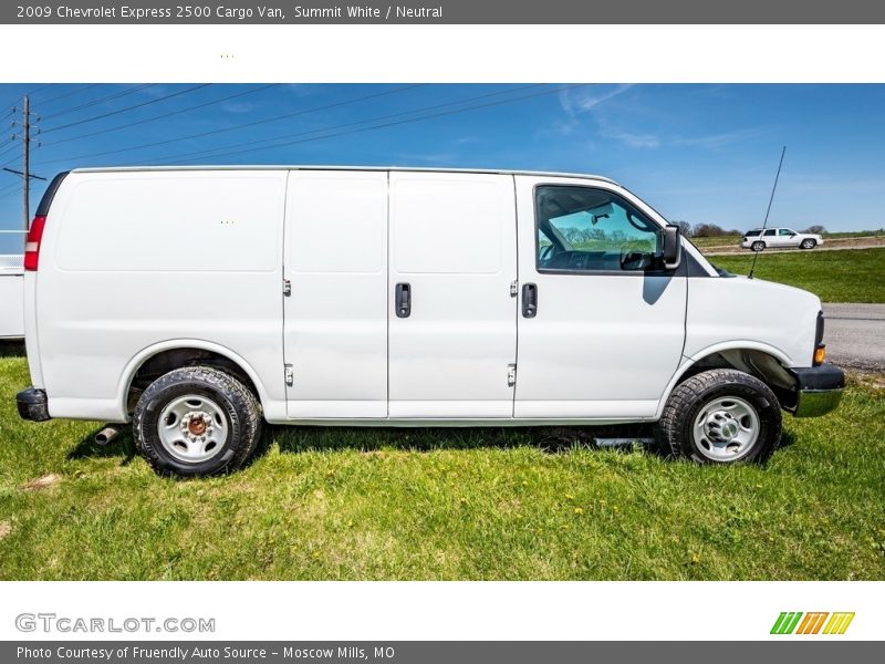 Summit White / Neutral 2009 Chevrolet Express 2500 Cargo Van
