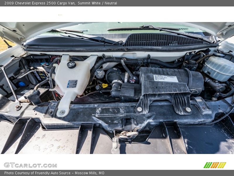 Summit White / Neutral 2009 Chevrolet Express 2500 Cargo Van