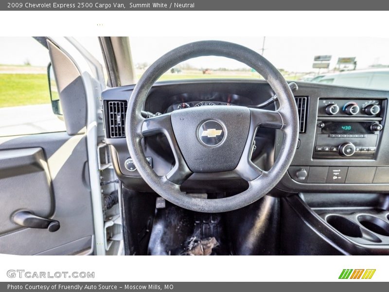 Summit White / Neutral 2009 Chevrolet Express 2500 Cargo Van