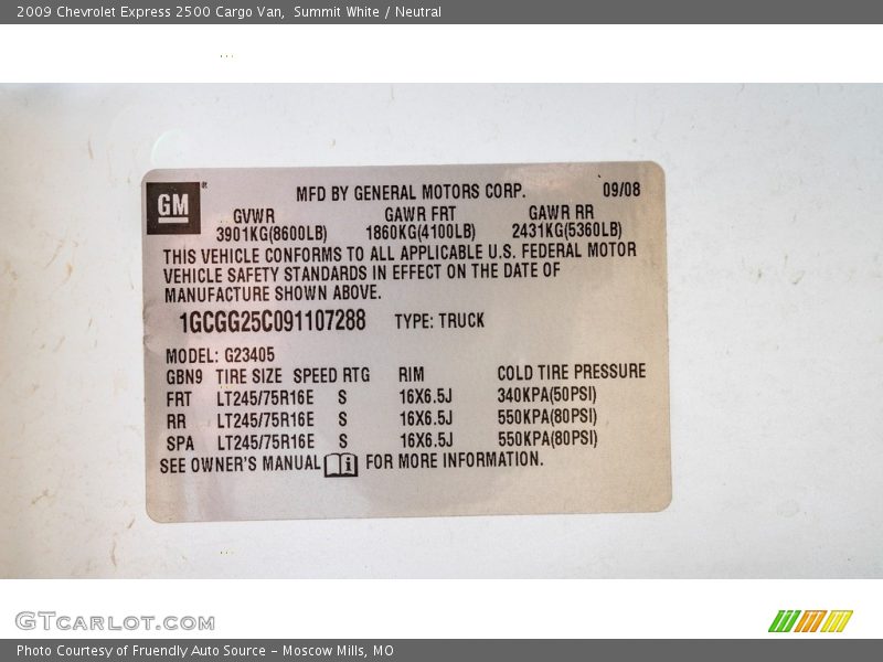 Summit White / Neutral 2009 Chevrolet Express 2500 Cargo Van