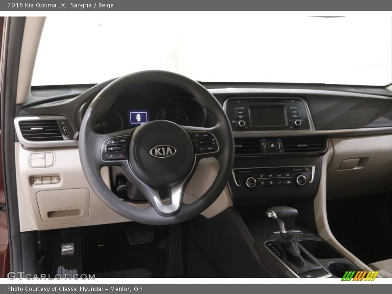 Dashboard of 2016 Optima LX