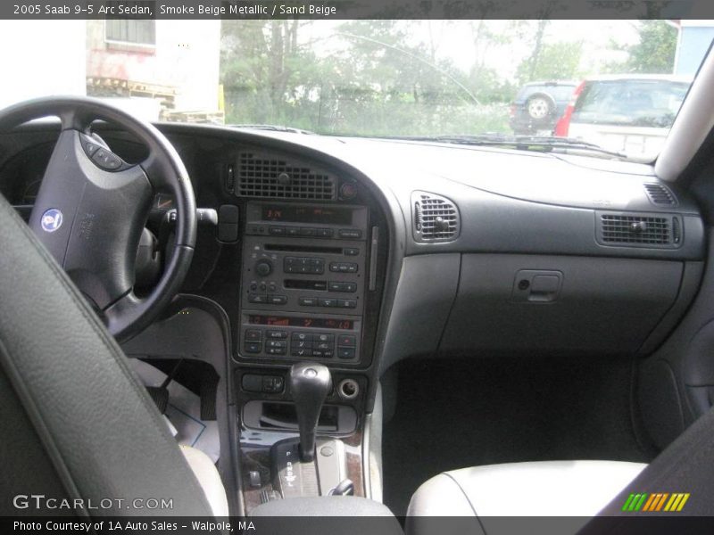 Smoke Beige Metallic / Sand Beige 2005 Saab 9-5 Arc Sedan