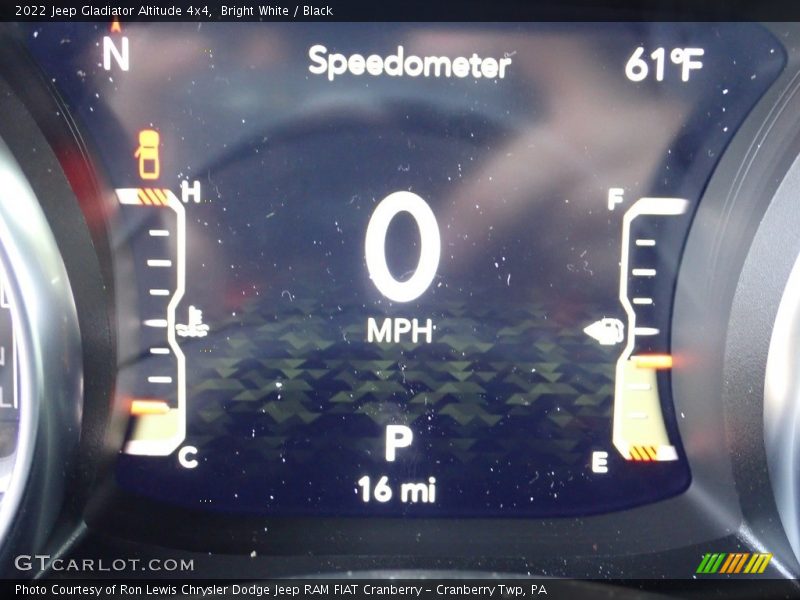 Bright White / Black 2022 Jeep Gladiator Altitude 4x4