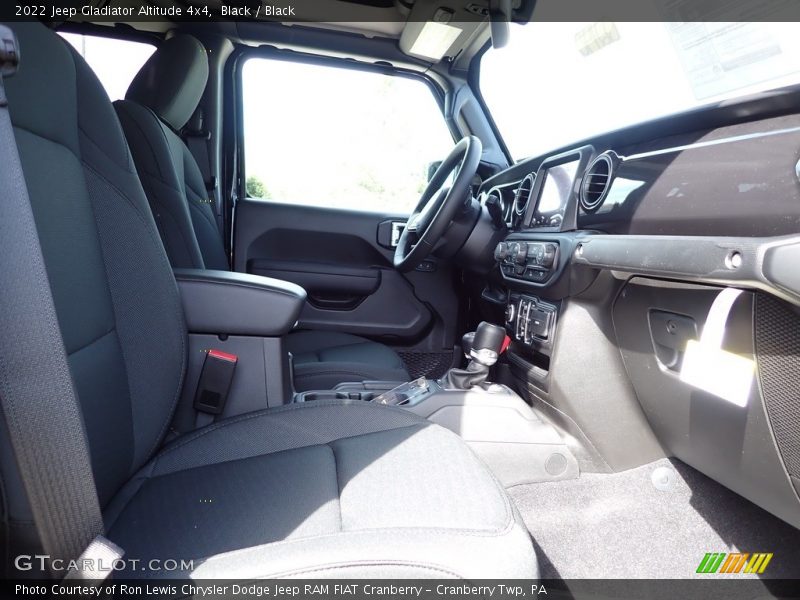 Black / Black 2022 Jeep Gladiator Altitude 4x4