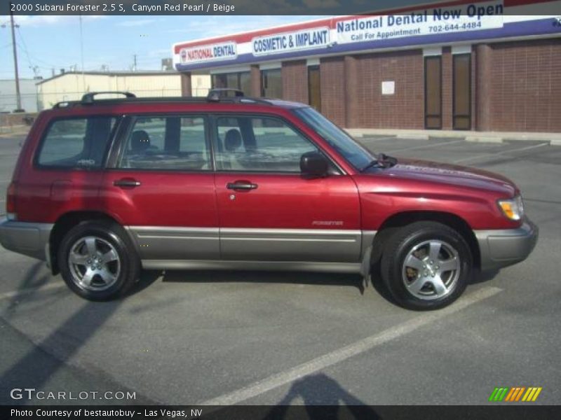 Canyon Red Pearl / Beige 2000 Subaru Forester 2.5 S