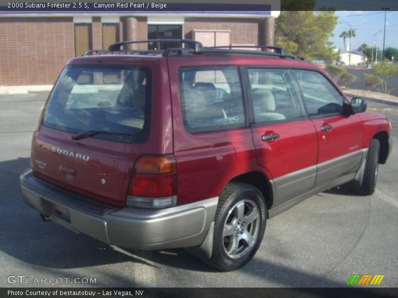 Canyon Red Pearl / Beige 2000 Subaru Forester 2.5 S