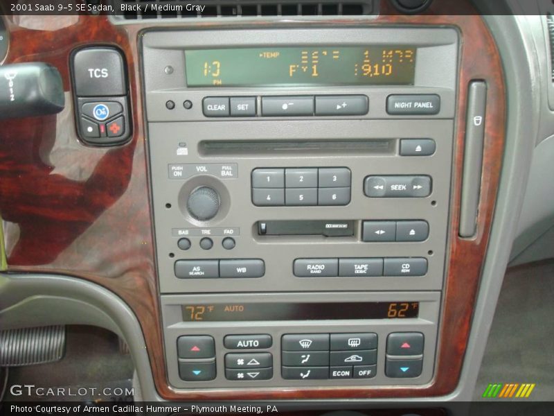 Black / Medium Gray 2001 Saab 9-5 SE Sedan