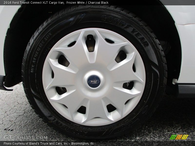 Frozen White / Charcoal Black 2016 Ford Transit Connect XLT Cargo Van