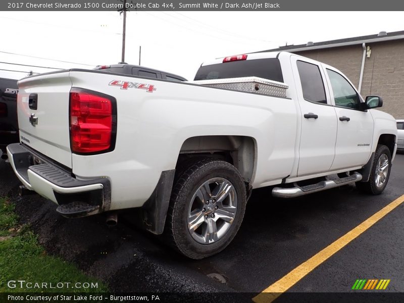 Summit White / Dark Ash/Jet Black 2017 Chevrolet Silverado 1500 Custom Double Cab 4x4