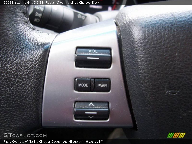 Radiant Silver Metallic / Charcoal Black 2008 Nissan Maxima 3.5 SE