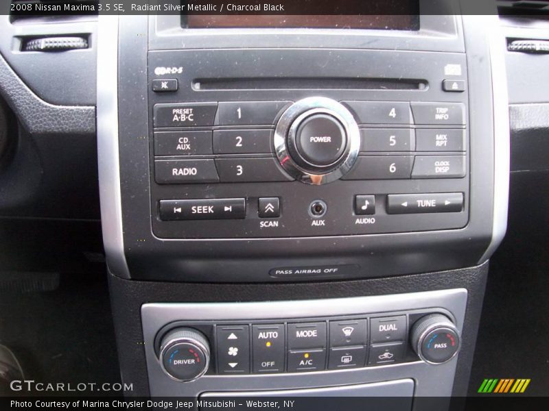 Radiant Silver Metallic / Charcoal Black 2008 Nissan Maxima 3.5 SE