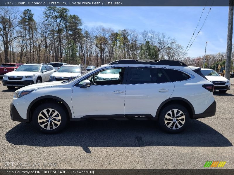Crystal White Pearl / Slate Black 2022 Subaru Outback 2.5i Premium