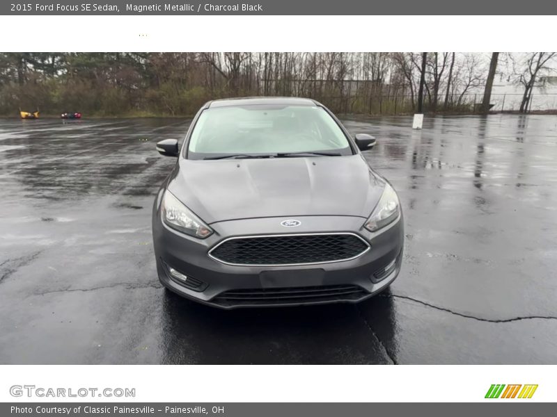 Magnetic Metallic / Charcoal Black 2015 Ford Focus SE Sedan