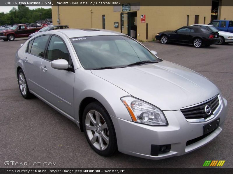 Radiant Silver Metallic / Charcoal Black 2008 Nissan Maxima 3.5 SE
