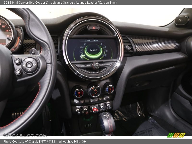 Controls of 2018 Convertible Cooper S