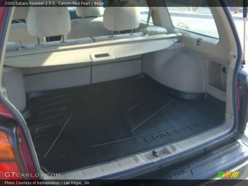 Canyon Red Pearl / Beige 2000 Subaru Forester 2.5 S