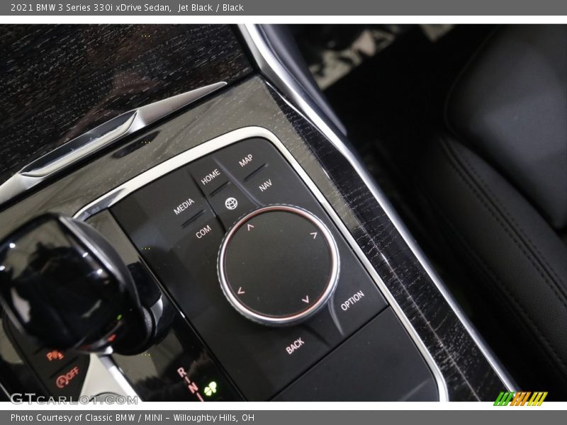Jet Black / Black 2021 BMW 3 Series 330i xDrive Sedan
