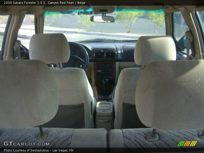 Canyon Red Pearl / Beige 2000 Subaru Forester 2.5 S