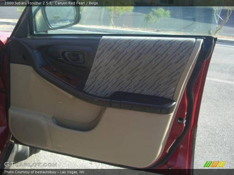 Canyon Red Pearl / Beige 2000 Subaru Forester 2.5 S