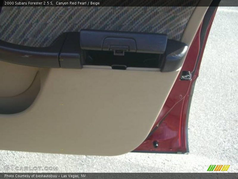Canyon Red Pearl / Beige 2000 Subaru Forester 2.5 S