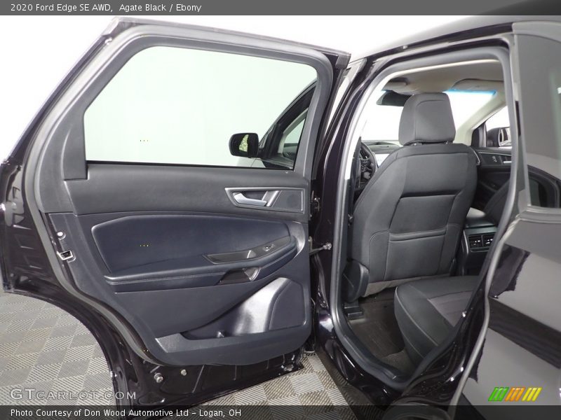 Agate Black / Ebony 2020 Ford Edge SE AWD