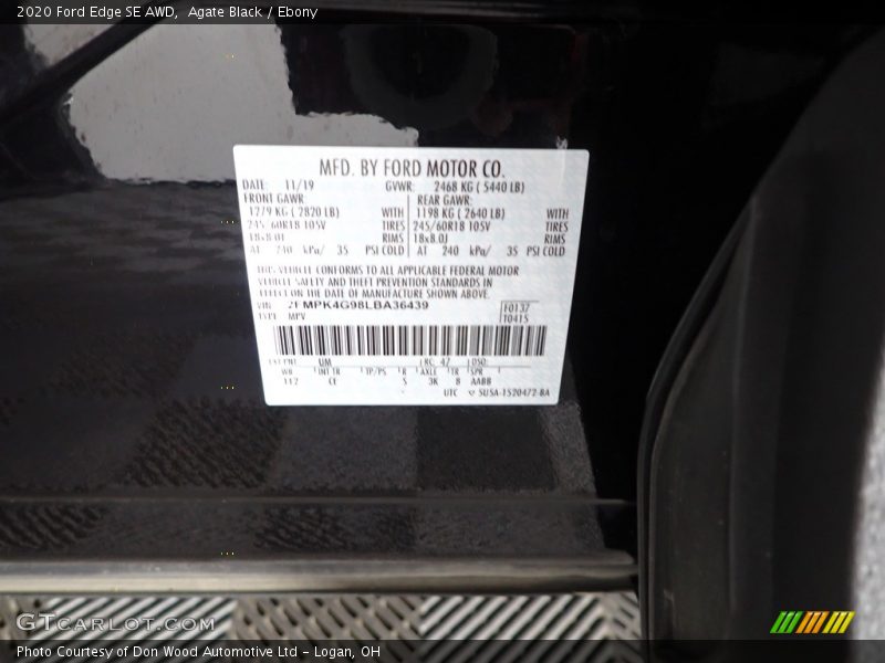 Agate Black / Ebony 2020 Ford Edge SE AWD