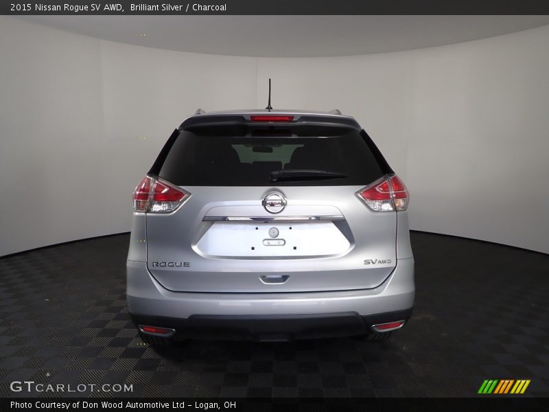 Brilliant Silver / Charcoal 2015 Nissan Rogue SV AWD