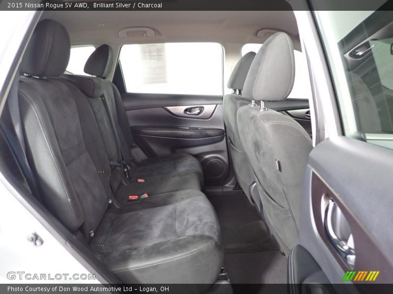Brilliant Silver / Charcoal 2015 Nissan Rogue SV AWD