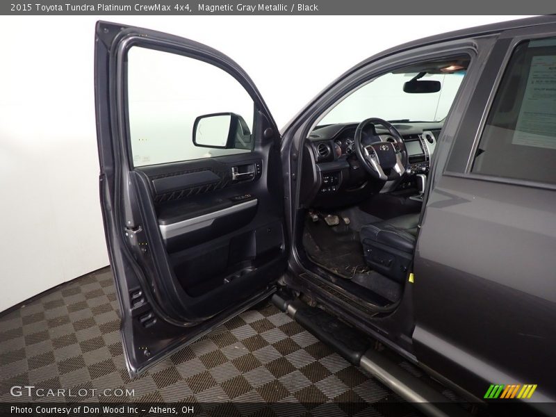 Magnetic Gray Metallic / Black 2015 Toyota Tundra Platinum CrewMax 4x4