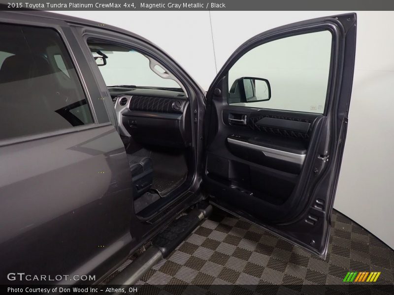 Magnetic Gray Metallic / Black 2015 Toyota Tundra Platinum CrewMax 4x4