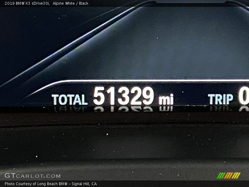 Alpine White / Black 2019 BMW X3 sDrive30i