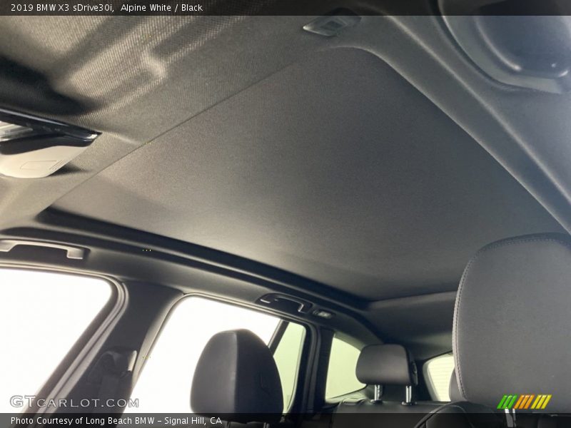 Alpine White / Black 2019 BMW X3 sDrive30i